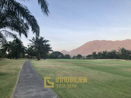 Земельный участок площадью 2000 кв. м / место для поля для гольфа / участок под застройку