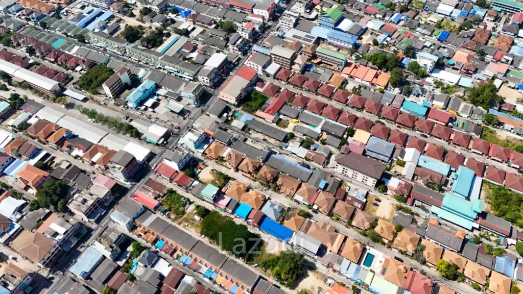 Prime Land Plot 99 Sq. Wah for Sale in Soi Nern Plub Wan