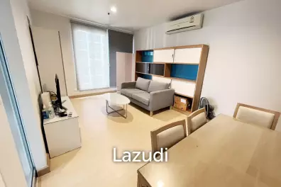 55 sqm 2 Bedroom Condo on 11th Floor in Huai Khwang Bangkok