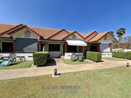 Pool and Mountain view 2 bed Townhouse