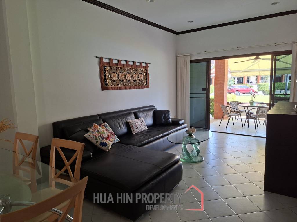 Pool and Mountain view 2 bed Townhouse