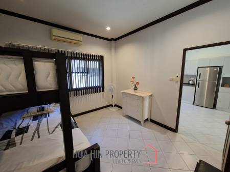 Pool and Mountain view 2 bed Townhouse