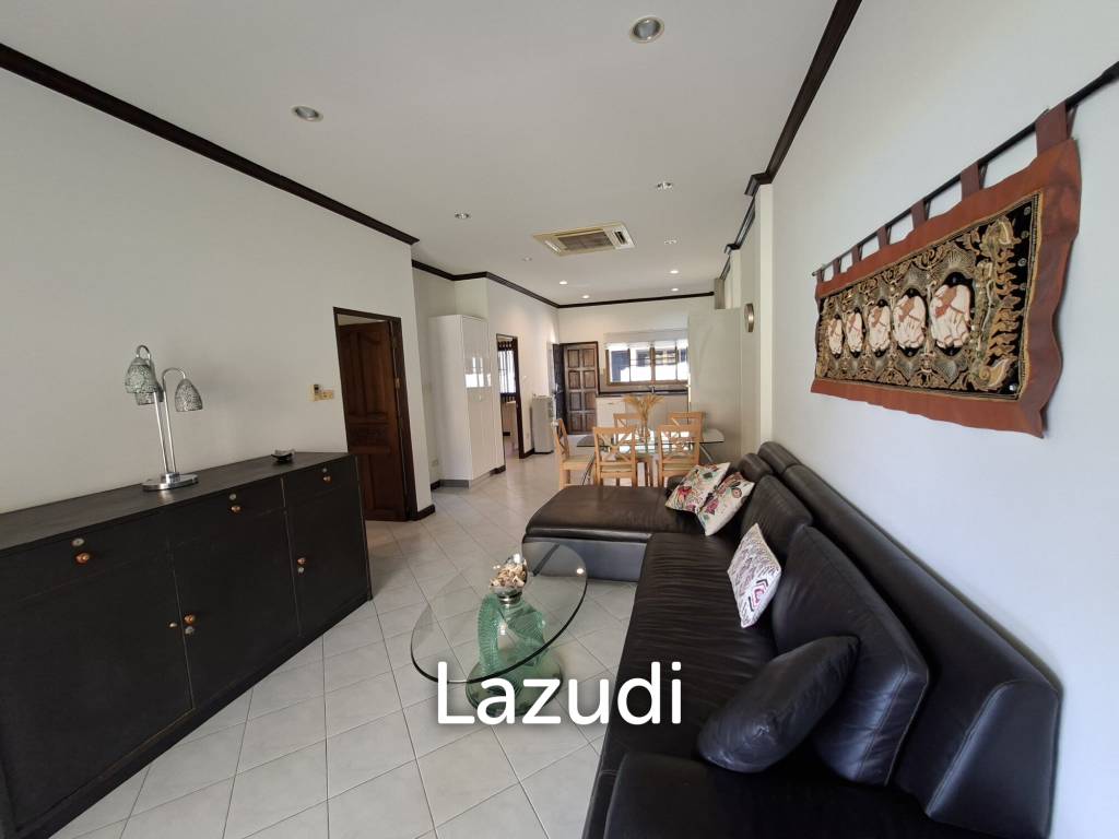 Pool and Mountain view 2 bed Townhouse