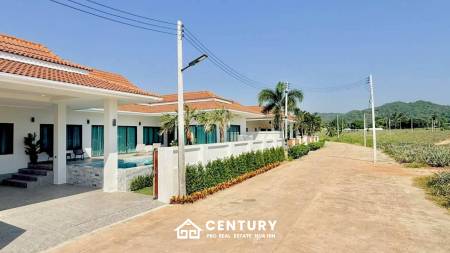 311 sqm pool villa in Lalisa View Resort Pran Buri