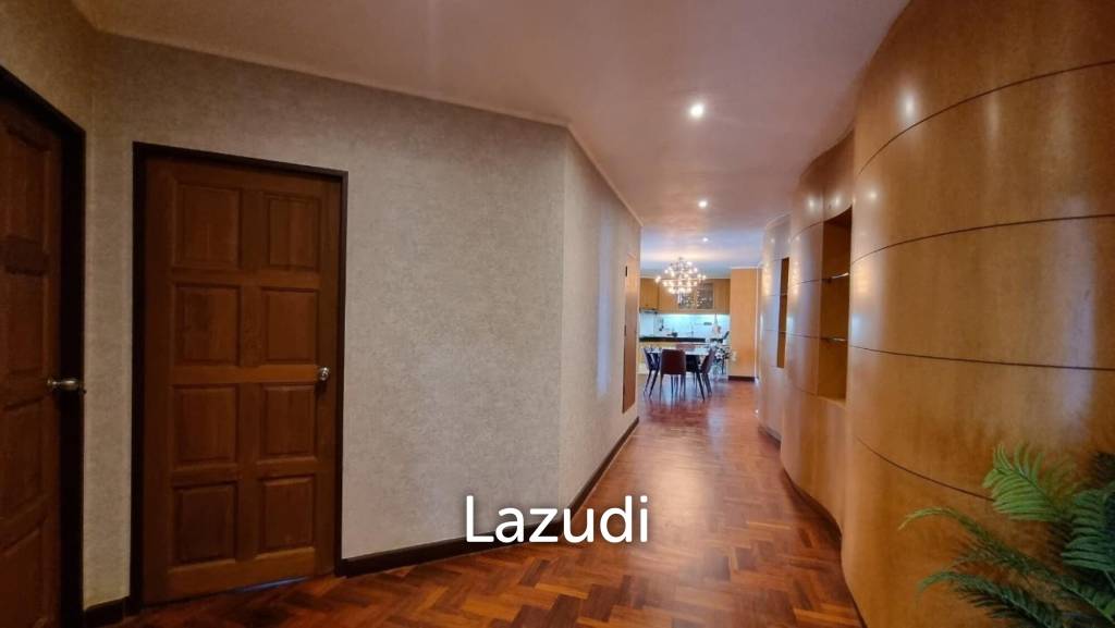3 Bed 3 Bath 210 SQ.M. Golden Sand Beachside Condominium
