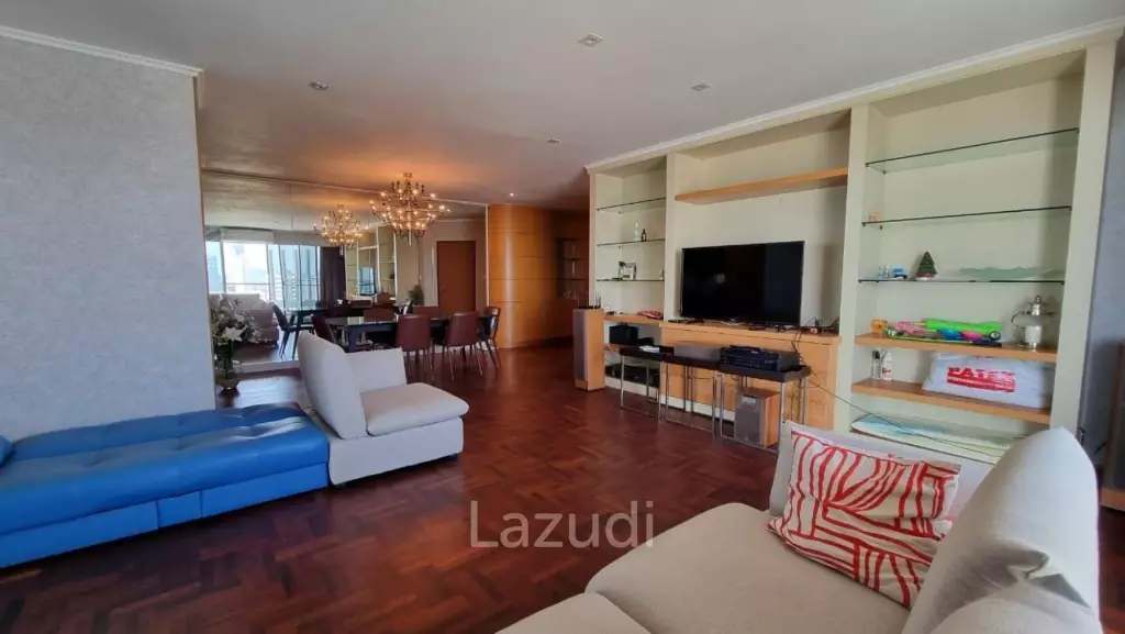 3 Bed 3 Bath 210 SQ.M. Golden Sand Beachside Condominium