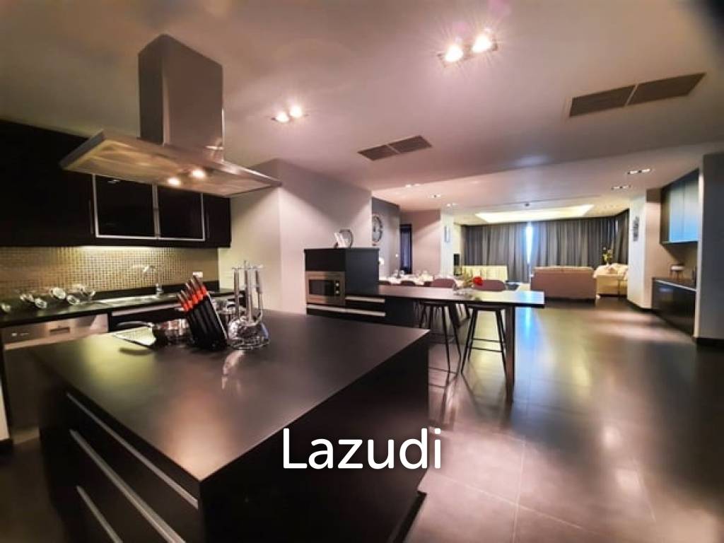 3 Bedroom 2 Bathroom 268 SQ.M. La Royal Beach