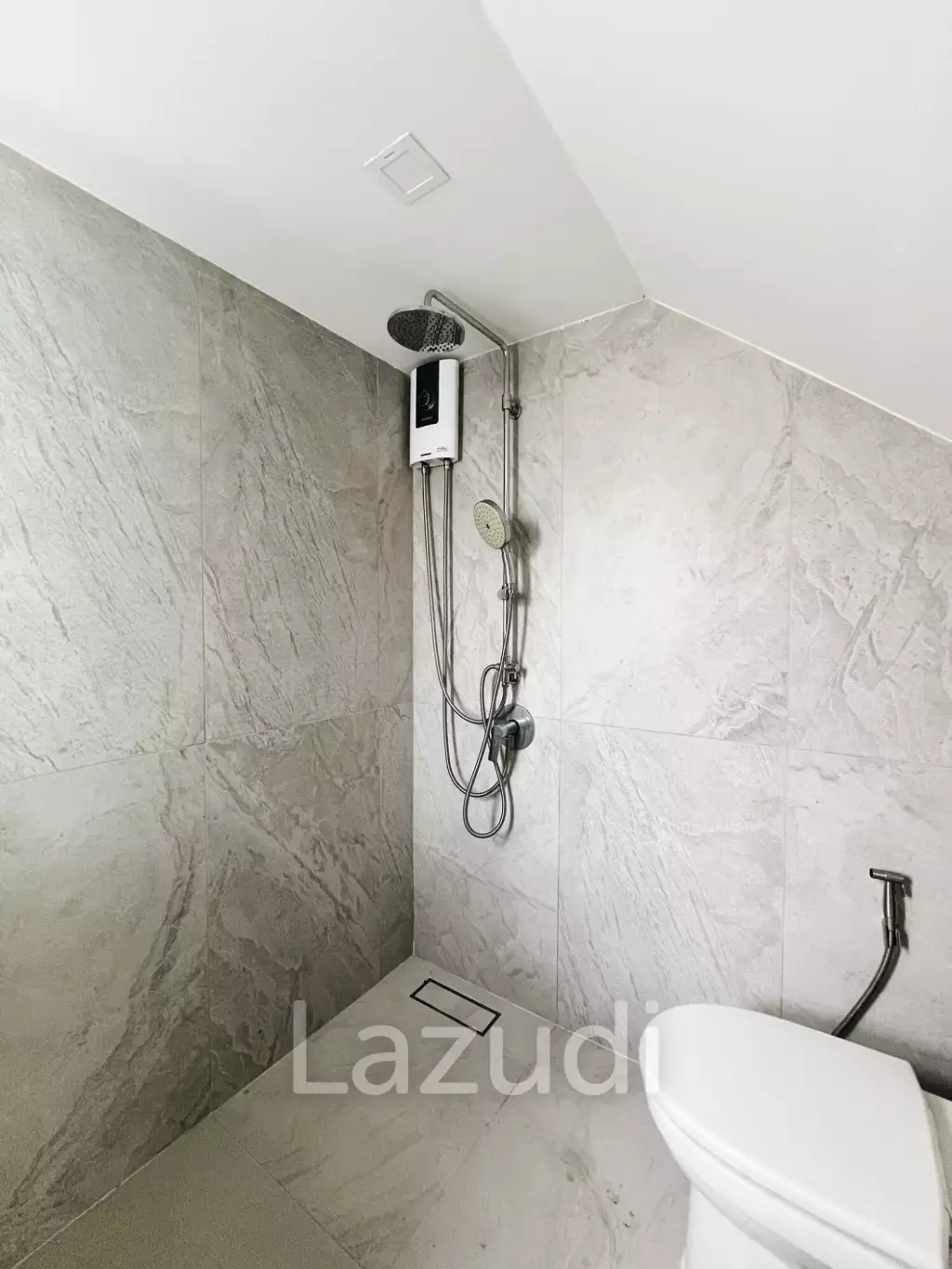 3-Bedroom Detached House for Sale in thalang