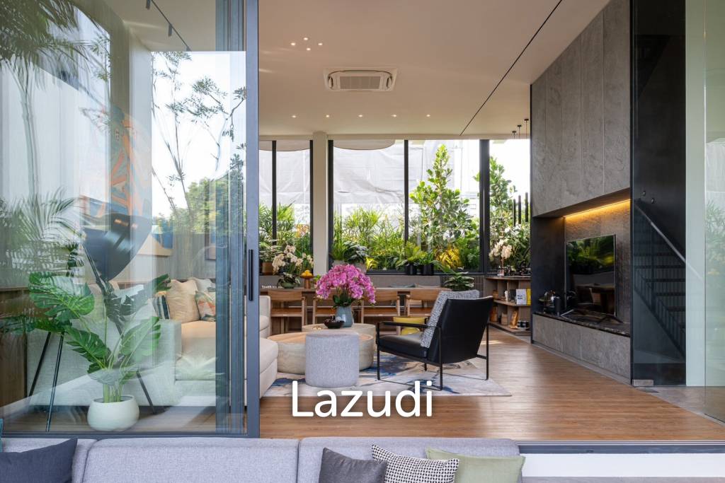 389 sqm modern detached home in Bang Chak Prakanong Bangkok