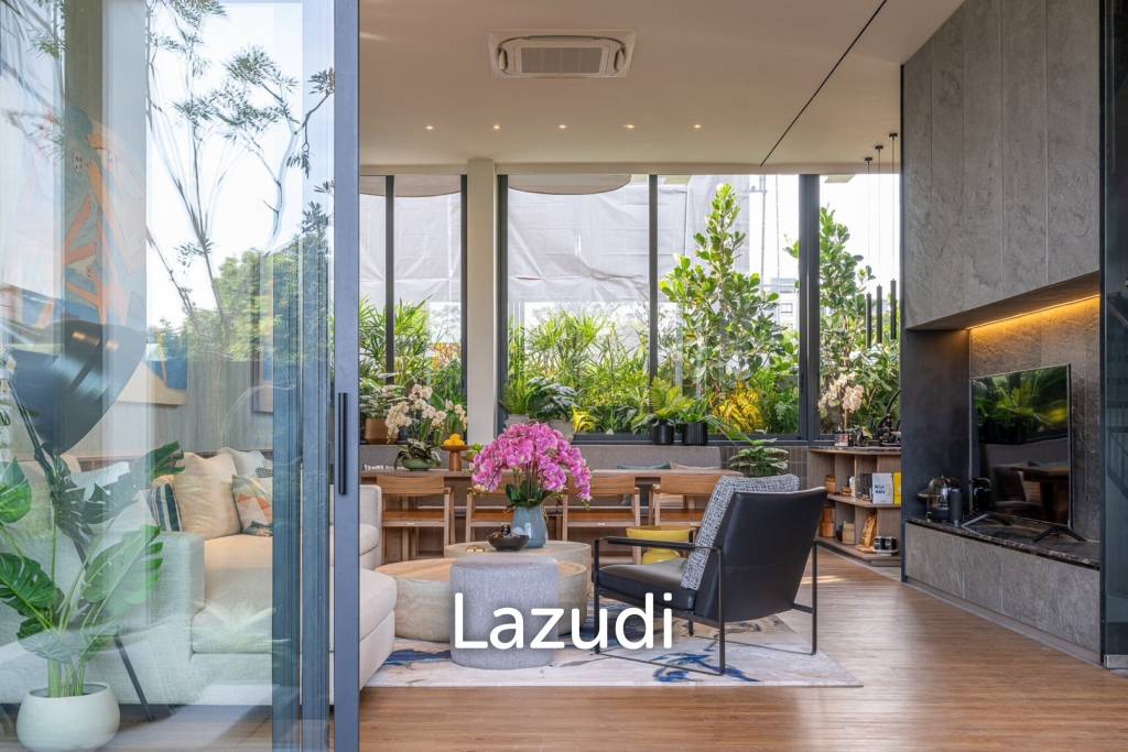 389 sqm modern detached home in Bang Chak Prakanong Bangkok
