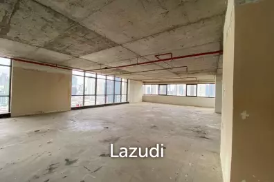 1300 sqm Shell Office Floor in Jewellery Centre Building Bang Rak Bangkok