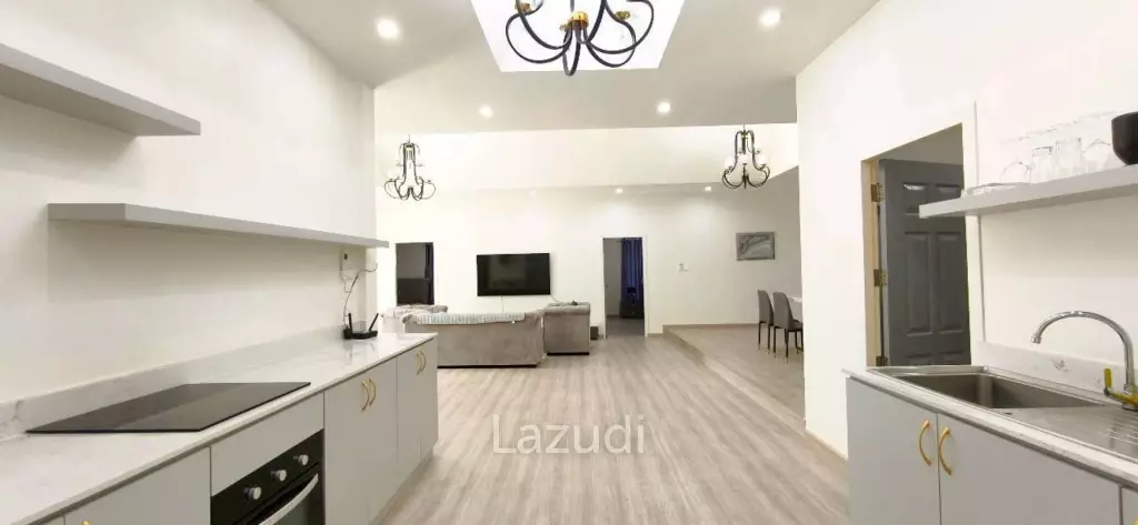 4 Bedroom 4 Bathroom 300 SQ.M. European Thai House