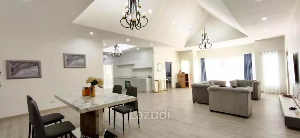 4 Bedroom 4 Bathroom 300 SQ.M. European Thai House