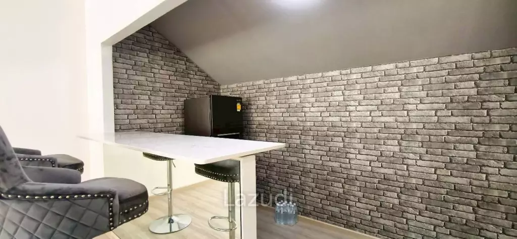 4 Bedroom 4 Bathroom 300 SQ.M. European Thai House