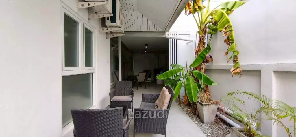 4 Bedroom 4 Bathroom 300 SQ.M. European Thai House