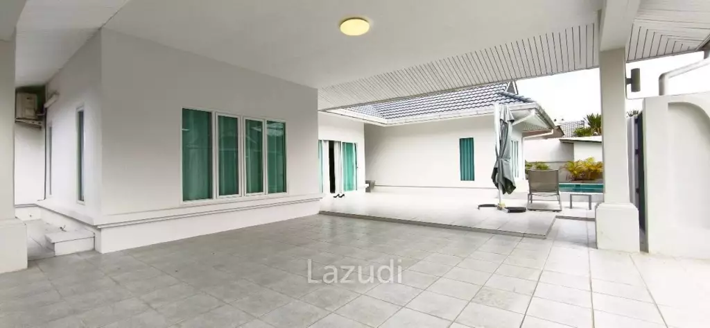 4 Bedroom 4 Bathroom 300 SQ.M. European Thai House