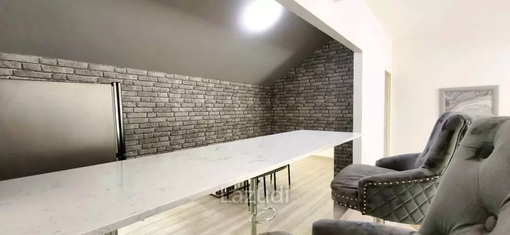 4 Bedroom 4 Bathroom 300 SQ.M. European Thai House