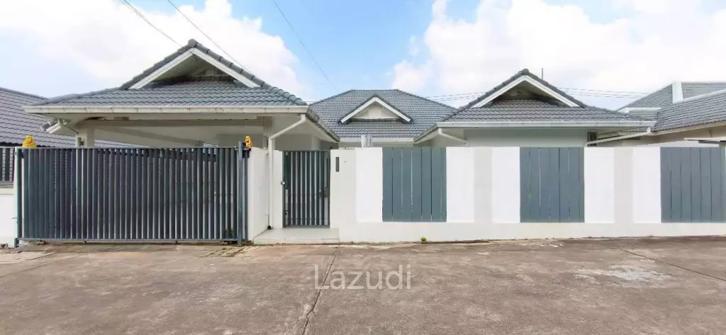 4 Bedroom 4 Bathroom 300 SQ.M. European Thai House