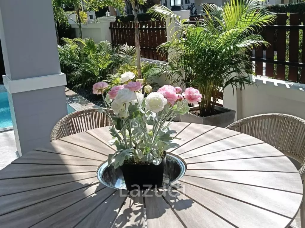 3 Bedroom 2 Bathroom 140 SQ.M. Dusit Pattaya View