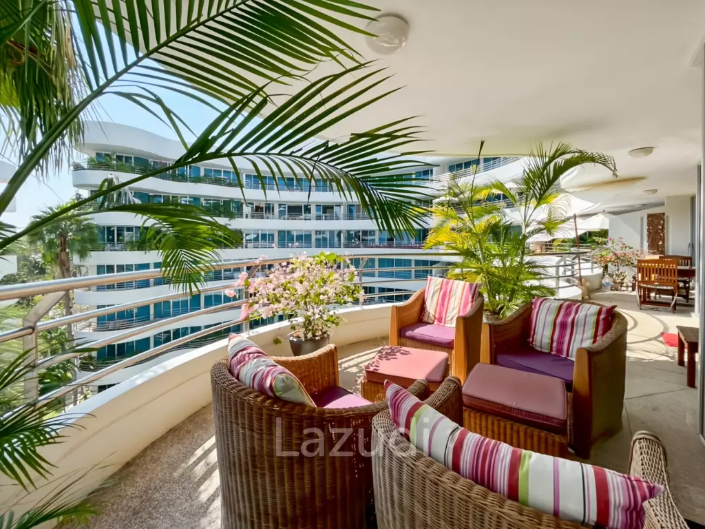 120 sqm Beachfront Condo at Baan Chai Talay Hua Hin with Large Balcony