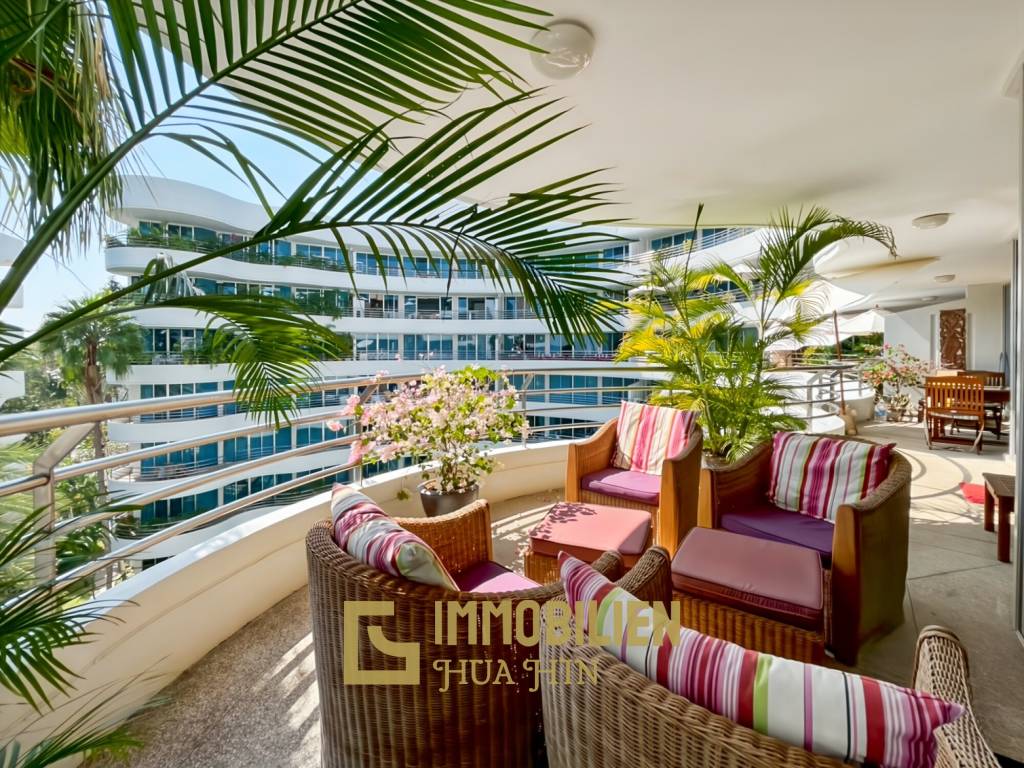 120 qm Wohnfläche / 2 Schlafzimmer + 2 Badezimmer / großer Balkon