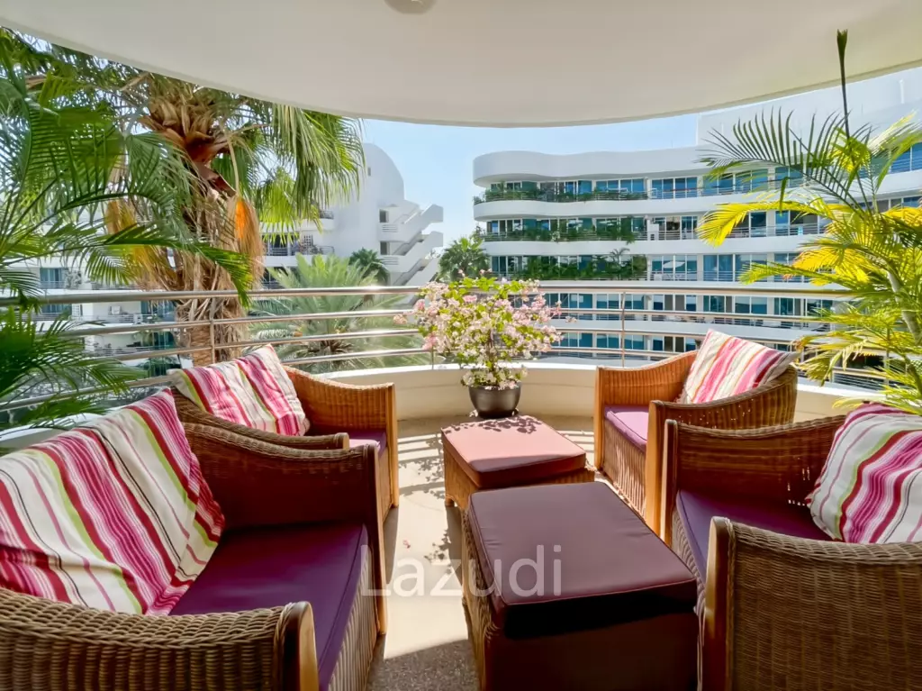 120 sqm Beachfront Condo at Baan Chai Talay Hua Hin with Large Balcony