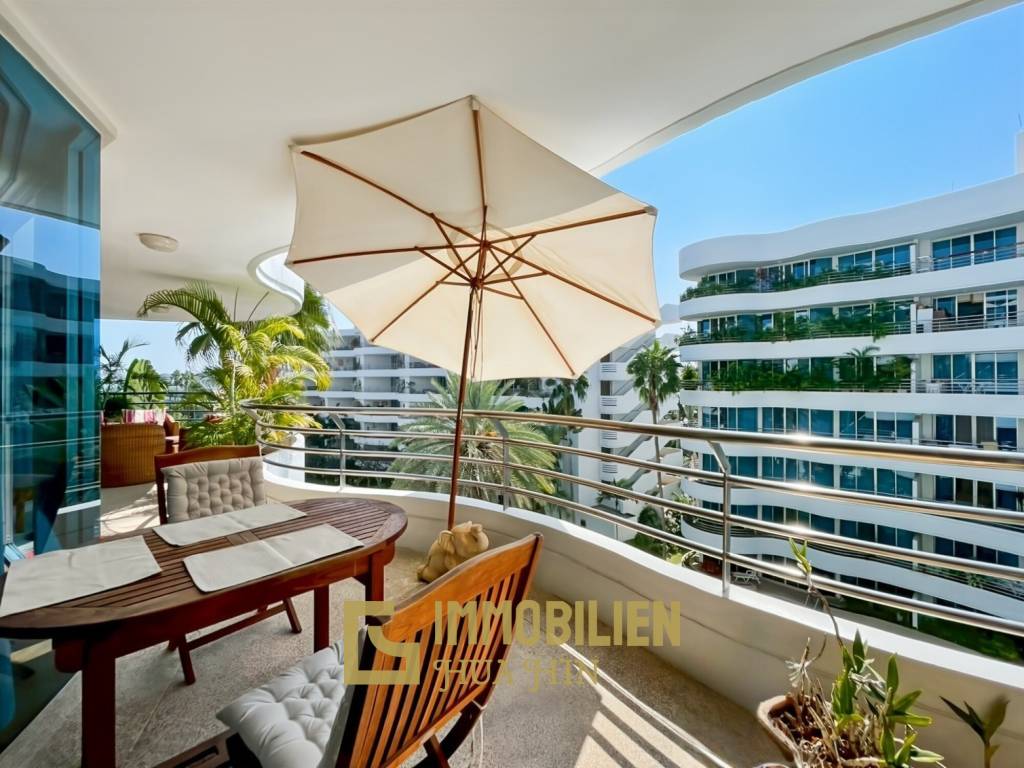 120 qm Wohnfläche / 2 Schlafzimmer + 2 Badezimmer / großer Balkon