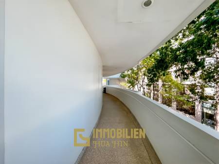 120 qm Wohnfläche / 2 Schlafzimmer + 2 Badezimmer / großer Balkon