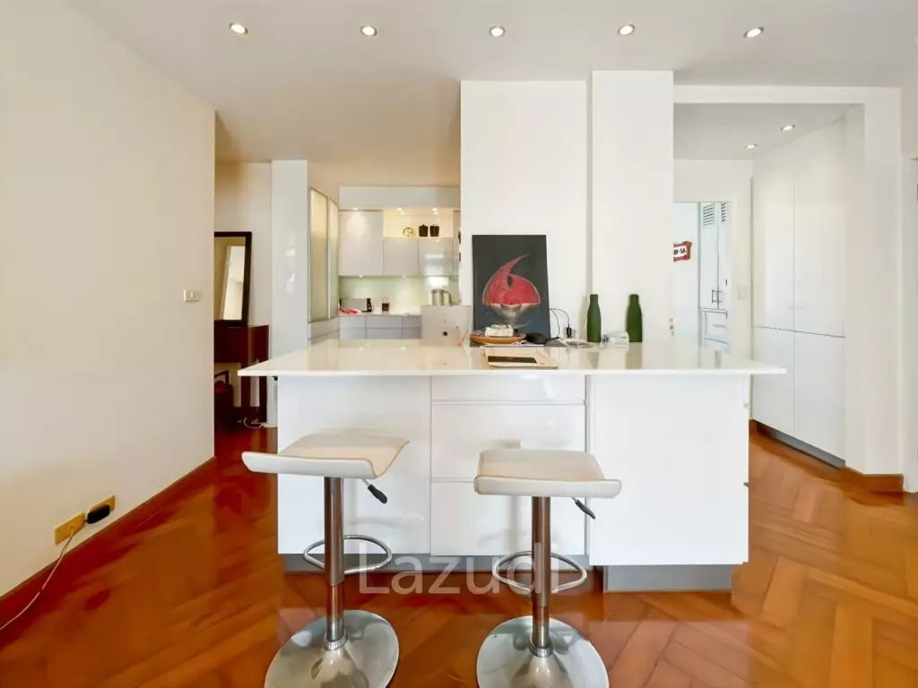 120 sqm Beachfront Condo at Baan Chai Talay Hua Hin with Large Balcony