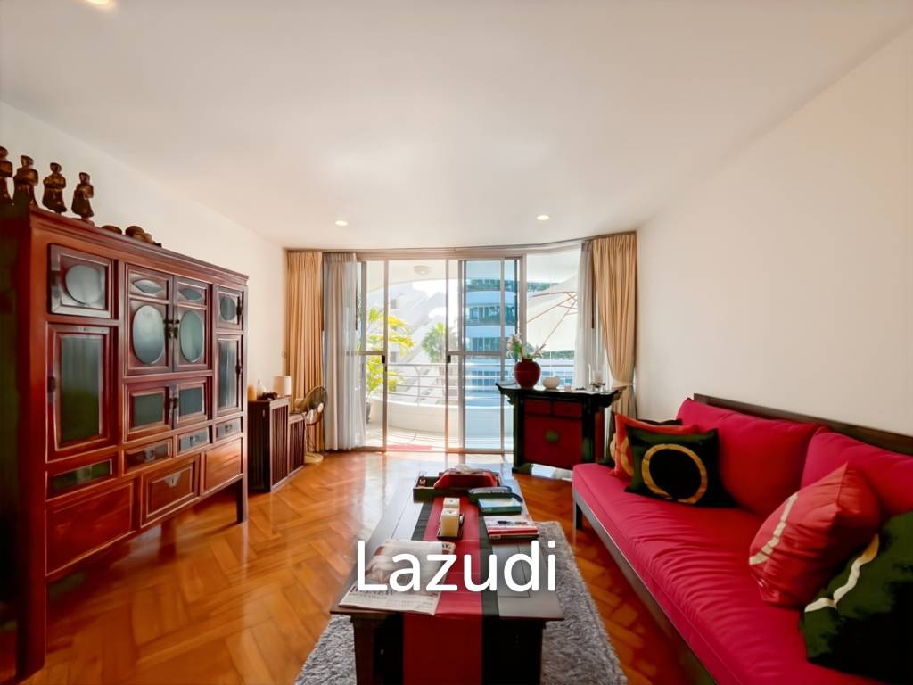 120 sqm Beachfront Condo at Baan Chai Talay Hua Hin with Large Balcony