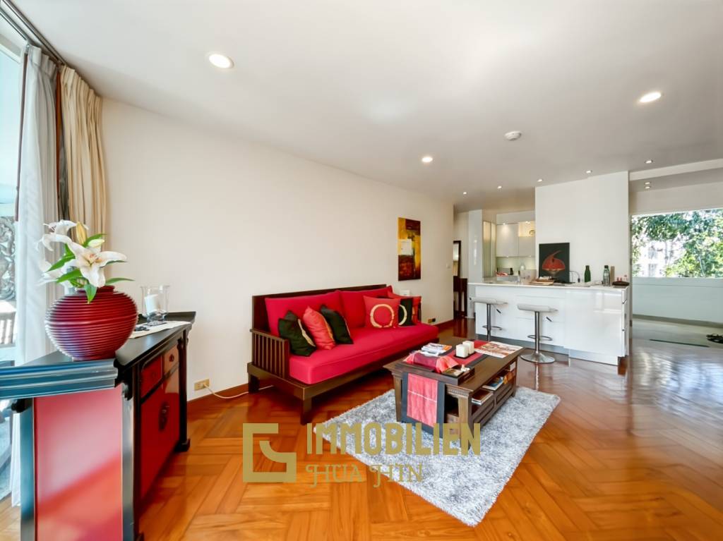 120 qm Wohnfläche / 2 Schlafzimmer + 2 Badezimmer / großer Balkon