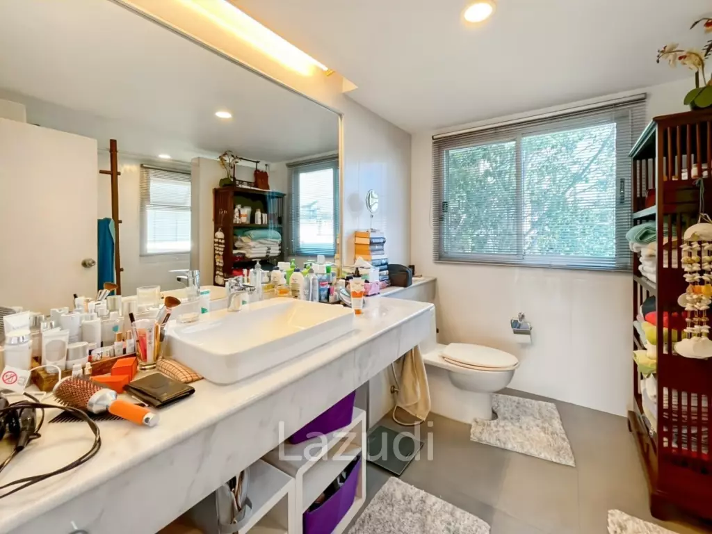 120 sqm Beachfront Condo at Baan Chai Talay Hua Hin with Large Balcony