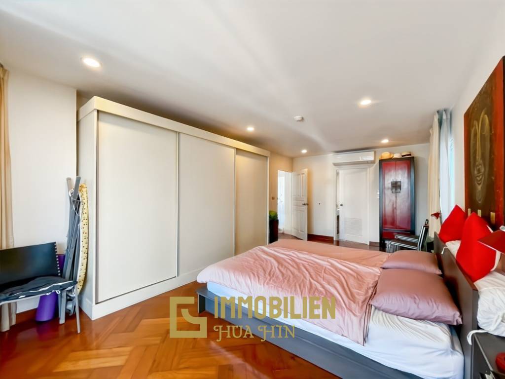 120 qm Wohnfläche / 2 Schlafzimmer + 2 Badezimmer / großer Balkon