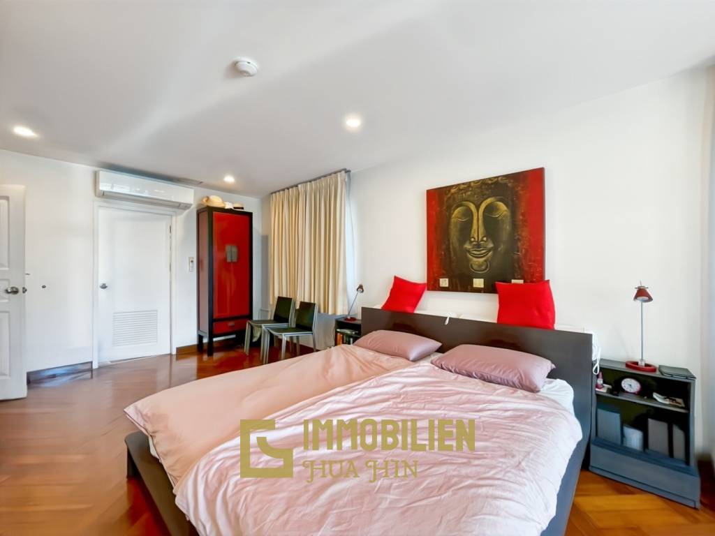 120 qm Wohnfläche / 2 Schlafzimmer + 2 Badezimmer / großer Balkon