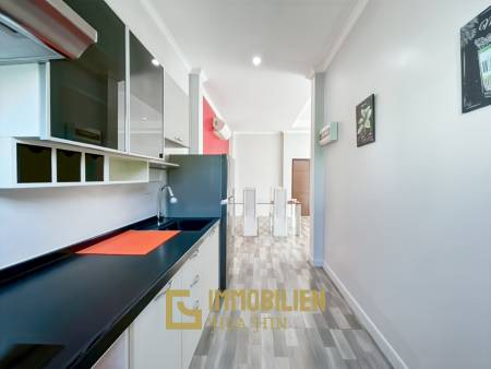 privater Pool / pflegeleichter Garten / 2 Schlafzimmer + 2 Badezimmer