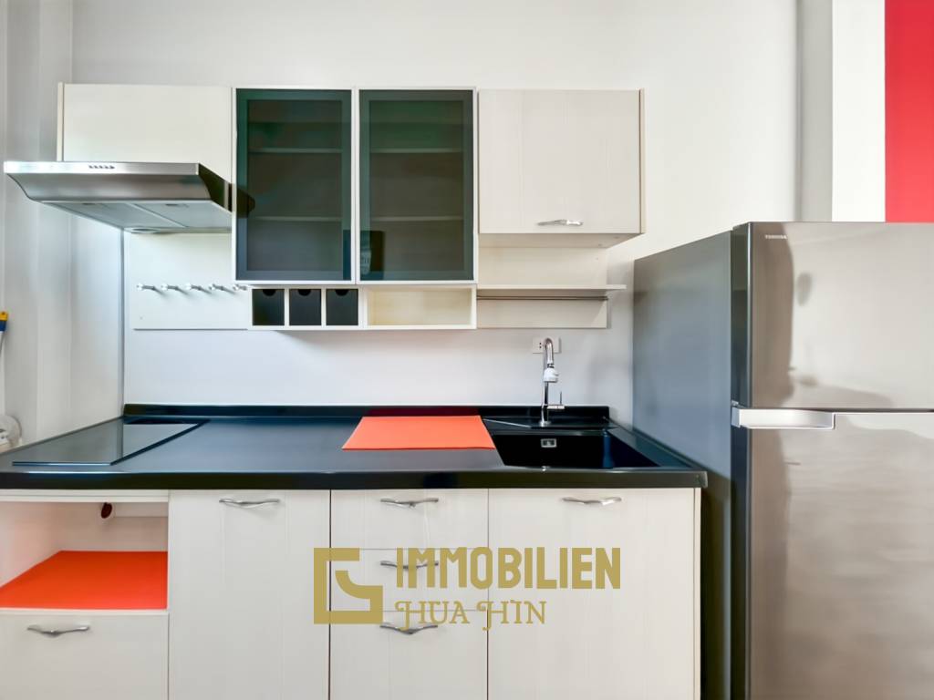 privater Pool / pflegeleichter Garten / 2 Schlafzimmer + 2 Badezimmer