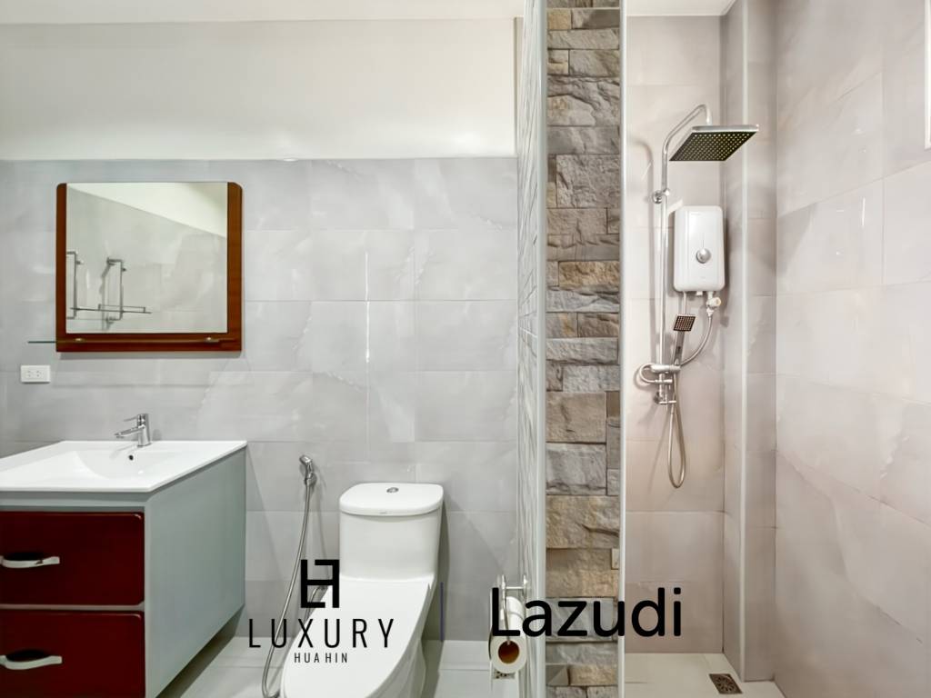 280 metro cuadrado 2 ` 2 Baño Villa de Venta