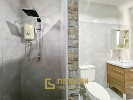 privater Pool / pflegeleichter Garten / 2 Schlafzimmer + 2 Badezimmer