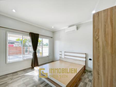 privater Pool / pflegeleichter Garten / 2 Schlafzimmer + 2 Badezimmer