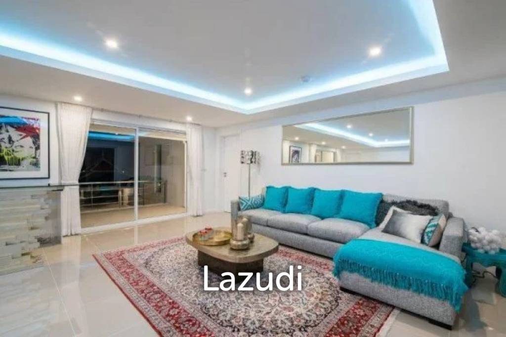 Best Quality & Luxury 2-Storey Pool Villa 4BR Near Town