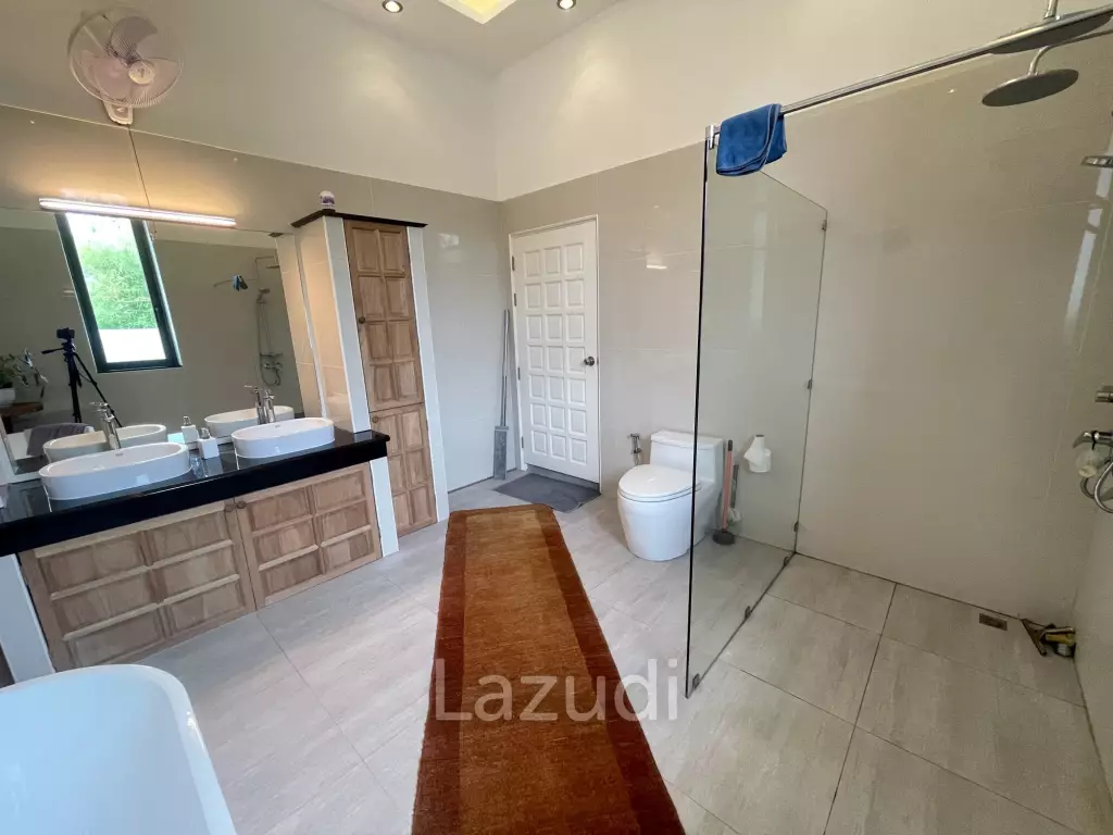 7,790 sq m plot of land / private fish pond / 420 sq m living and terrace space