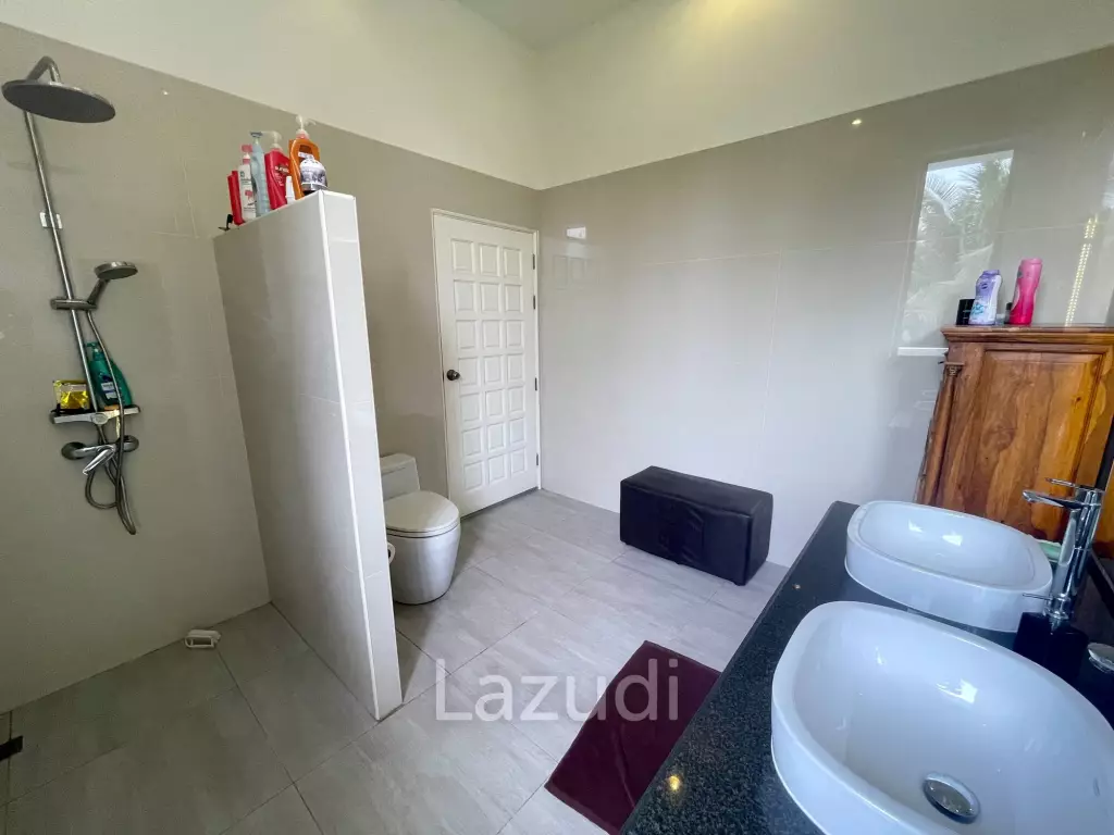 7,790 sq m plot of land / private fish pond / 420 sq m living and terrace space