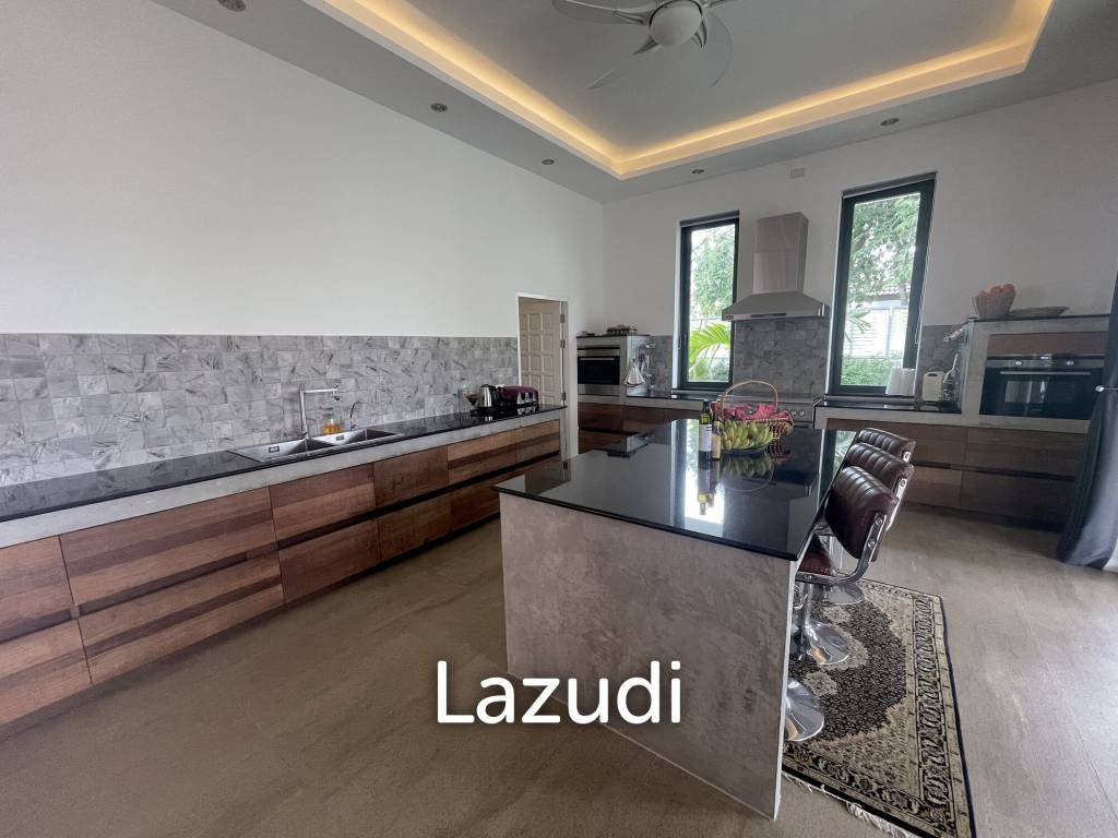7,790 sq m plot of land / private fish pond / 420 sq m living and terrace space