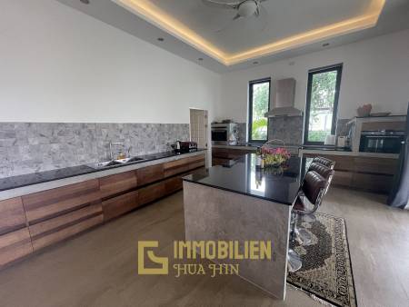 7.790 qm Grundstück / privater Fischeich / 420 qm Wohn- und Terrassenfläche