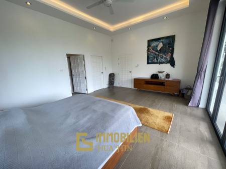 7.790 qm Grundstück / privater Fischeich / 420 qm Wohn- und Terrassenfläche