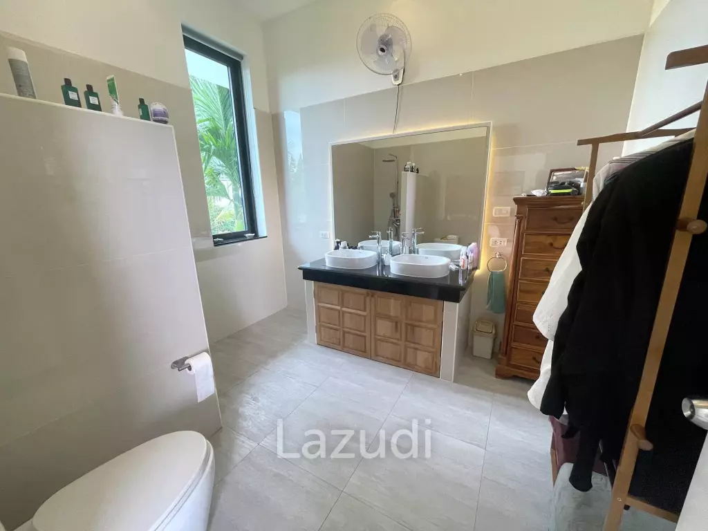 7,790 sq m plot of land / private fish pond / 420 sq m living and terrace space