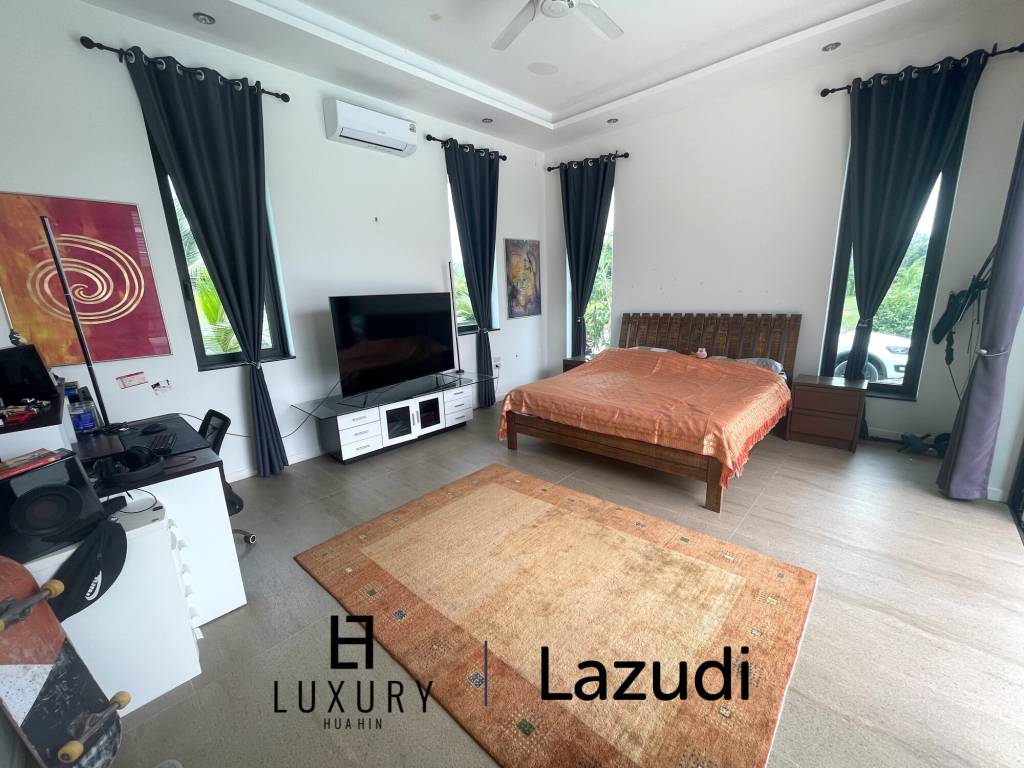 7,792 metro cuadrado 3 ` 4 Baño Villa de Venta