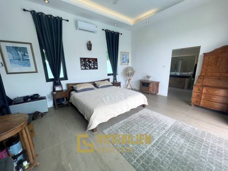 7.790 qm Grundstück / privater Fischeich / 420 qm Wohn- und Terrassenfläche