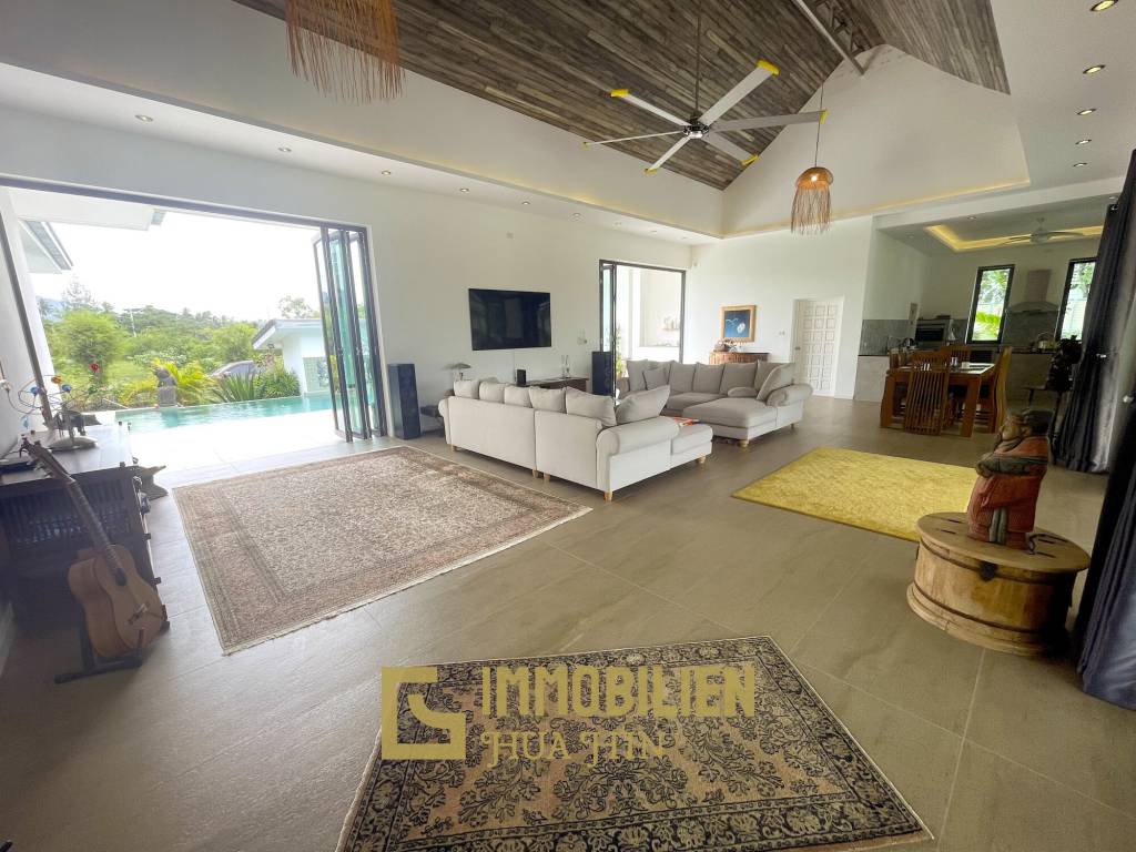 7.790 qm Grundstück / privater Fischeich / 420 qm Wohn- und Terrassenfläche