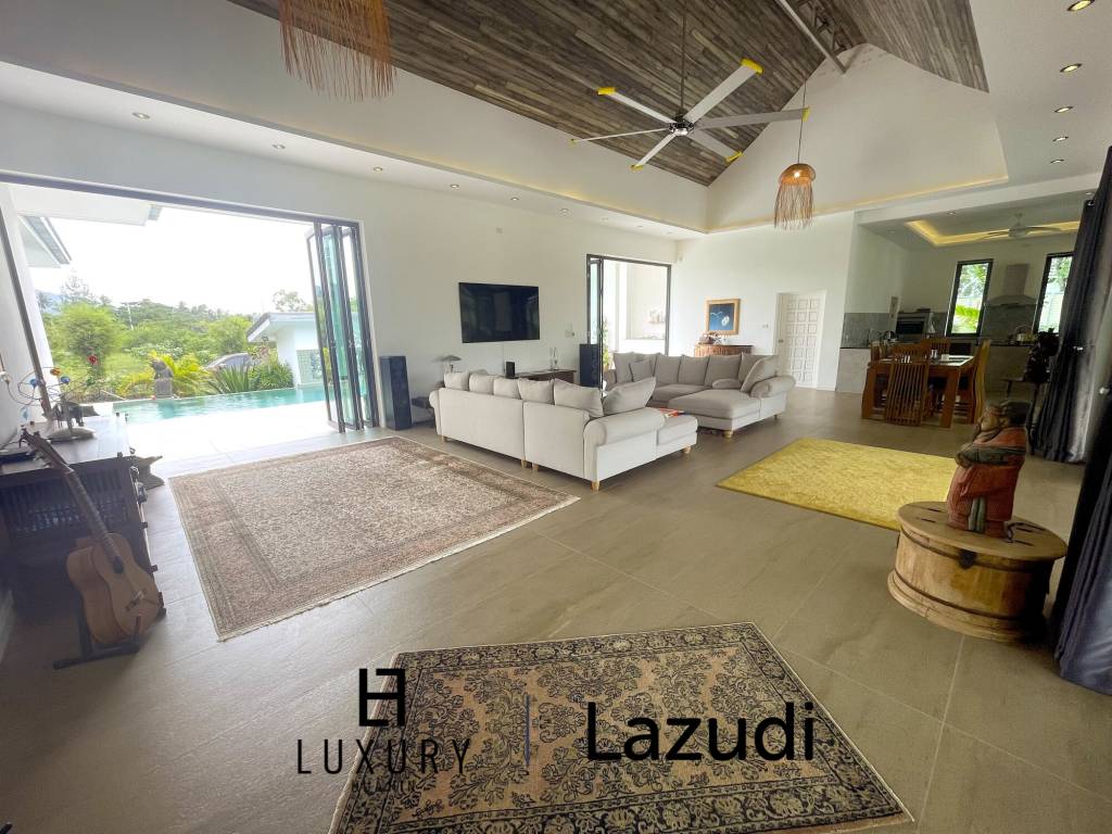 7,792 metro cuadrado 3 ` 4 Baño Villa de Venta